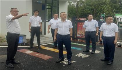 遂寧興業(yè)集團(tuán)召開“問題大排查、作風(fēng)大整治、工作大提升”專項行動現(xiàn)場推進(jìn)會